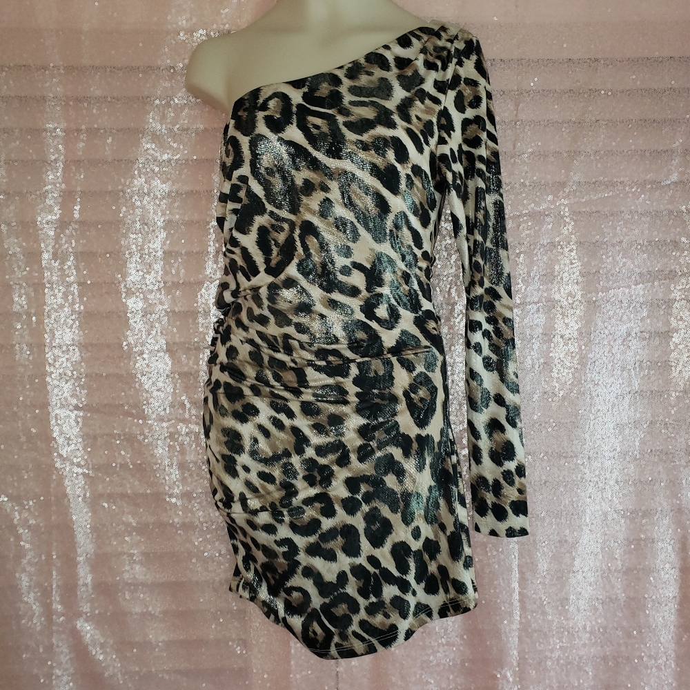 🐯Sexy Glossy Leopard One Shoulder Dress💃.